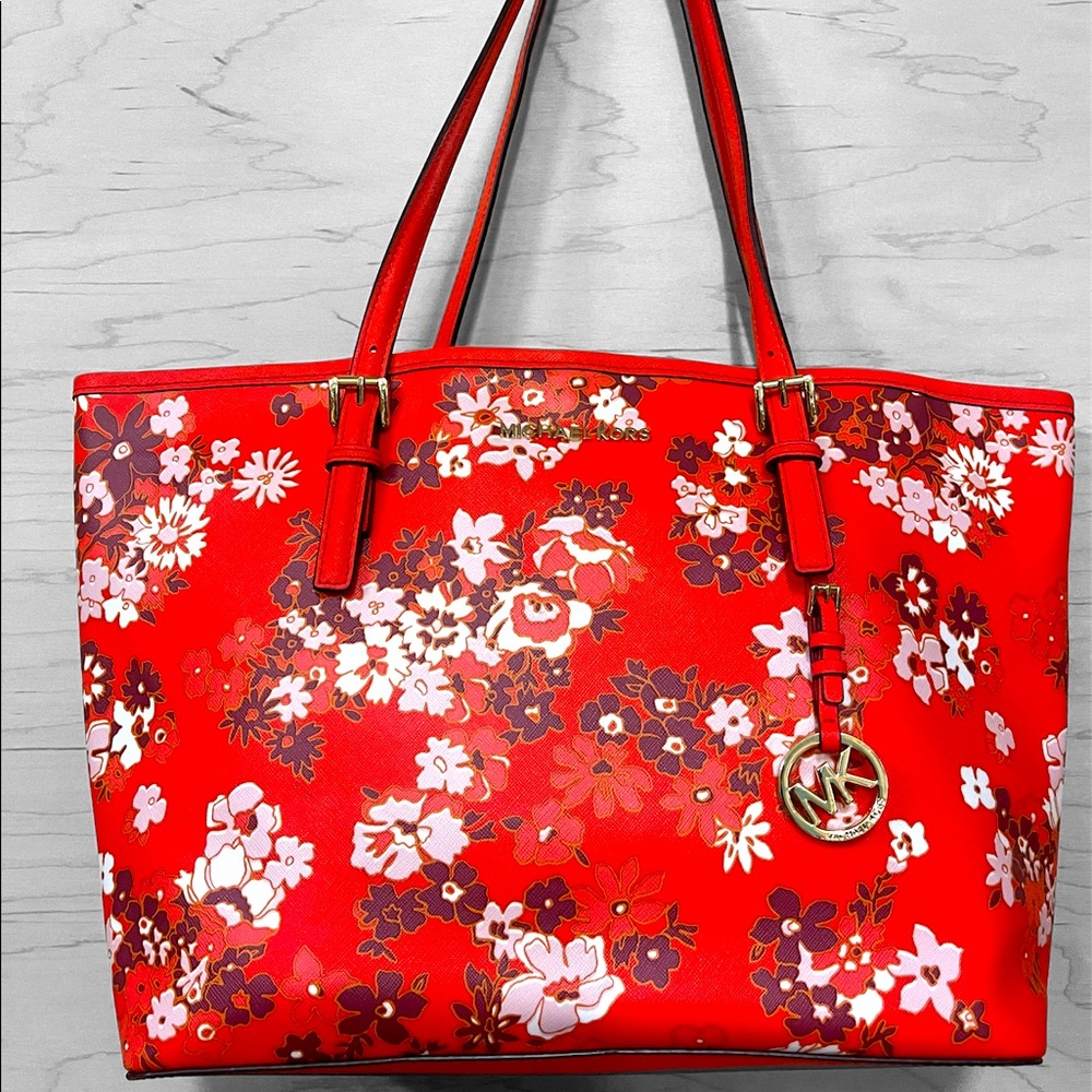 NWOT Michael Kors bag